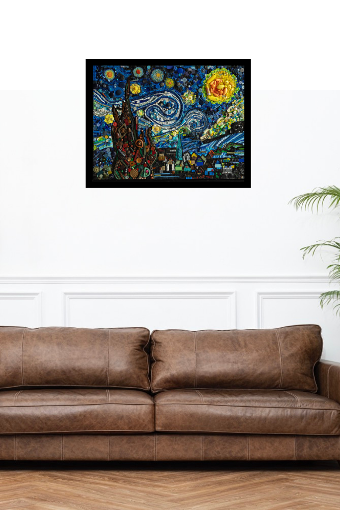 Duurzaam kunstwerk van plastic restmaterialen geïnspireerd op Vincent van Gogh – Starry Night Limited Edition met uniek 3D effect in prachtige zwarte baklijst