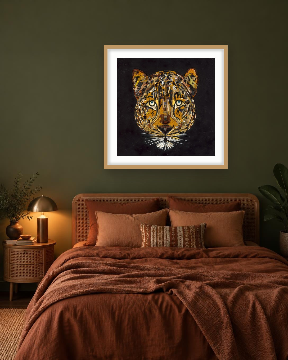 LEOPARD IN GOLD