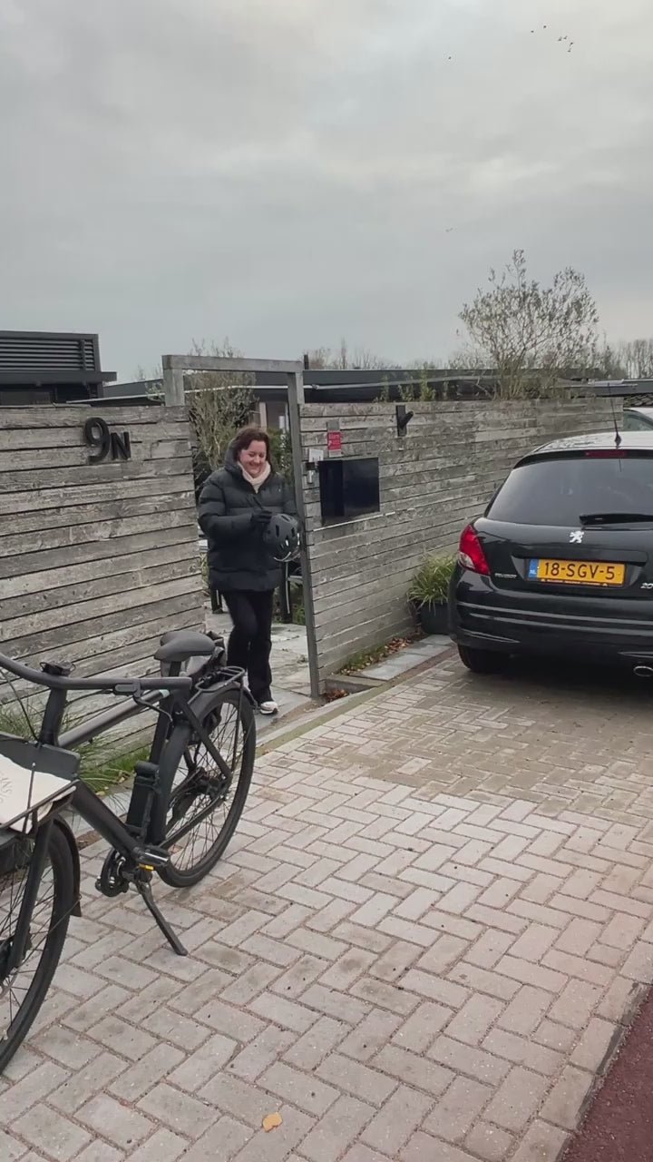 UGC-samenwerking video Maaike van Wijk, Nederlands kunstenares duurzaam restmateriaal. 
